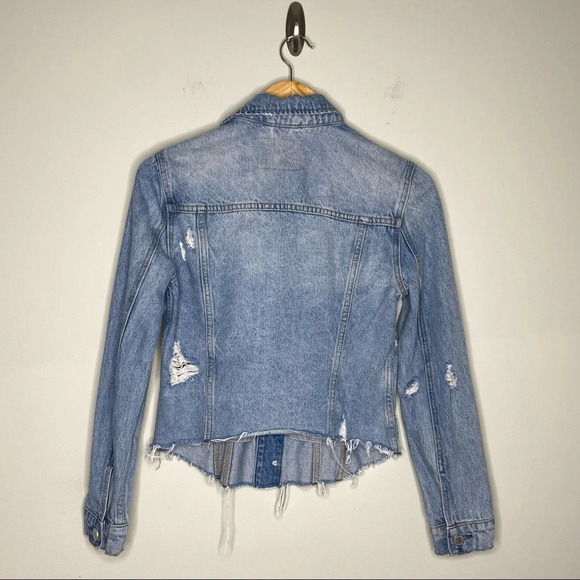 BlankNYC Light Wash Traffic Jam Cropped Denim Jean Trucket Jacket Size XS - Picture 9 of 11